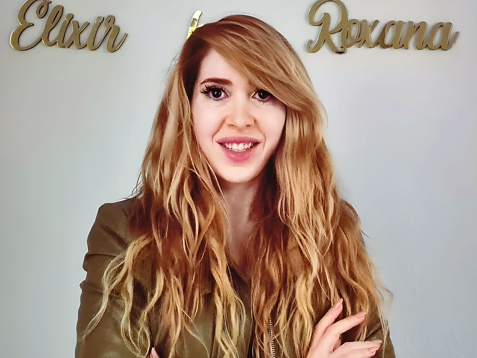 Roxana, Friseurmeisterin und Inhaberin von Élixir, in ihrem Salon